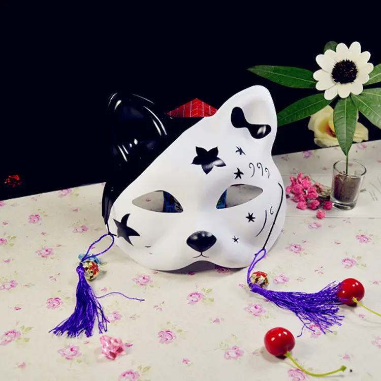 Mascarilla de medio rostro de gato japonés con borlas, disfraz de campanas pequeñas, Cosplay de Anime, fiesta, vestido hasta 21 personas, venta al por mayor