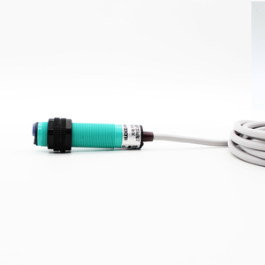 Sensores de proximidad fotoeléctricos de reflexión difusa infrarroja PNP NO/NC 24V de tres hilos de 1/2" - Product Image 1