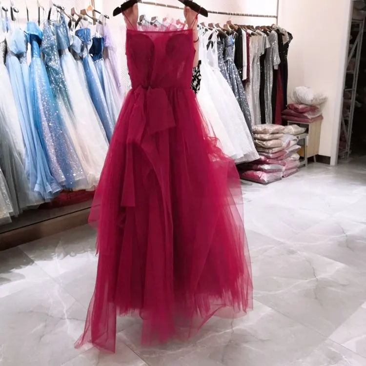 Vestido Rojo de organza bordado con tirantes finos, traje de novia