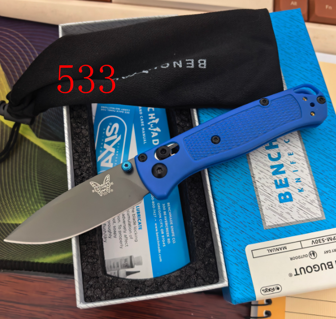 Blue-Handled Gray Blade