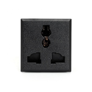 带3个交流插座10A额定电流WiFi连接的通用卡式电源插头 - Product Image 1