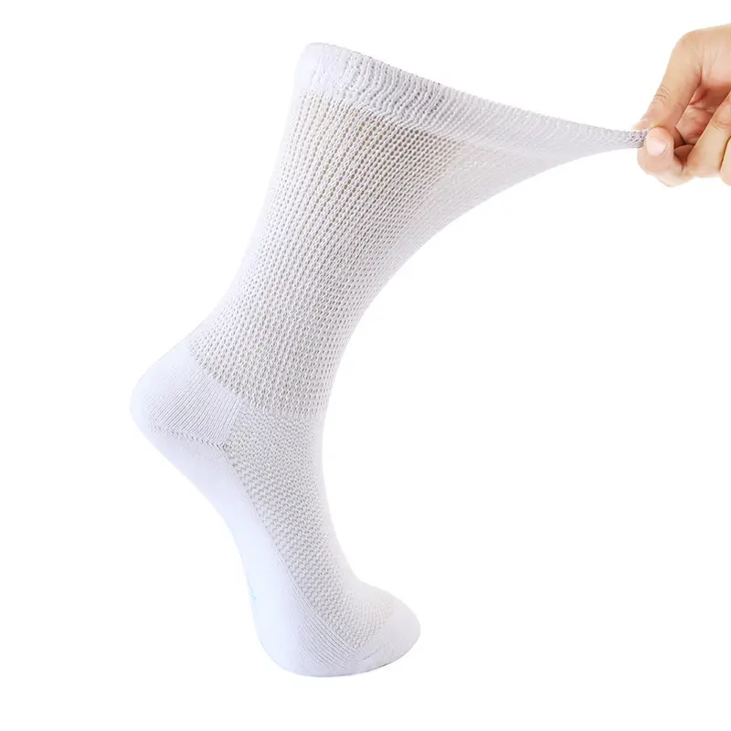 Vente en gros de chaussettes pour diabétiques blanches unisexes 100 coton sans couture pour équipage médical