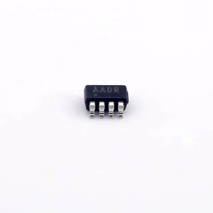AD8630ARUZ TSSOP-14 ערכמטי השוואה דגימת זרם דיפרנציאלי מגבר מכשירי כוח שמע