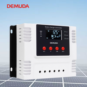 Controlador de carga de panel solar fotovoltaico inteligente, regulador 10A 20A 30A 60A 12V 24V 48V PWM, controlador de cargador solar de energía con aplicación WIFI - Product Image 1