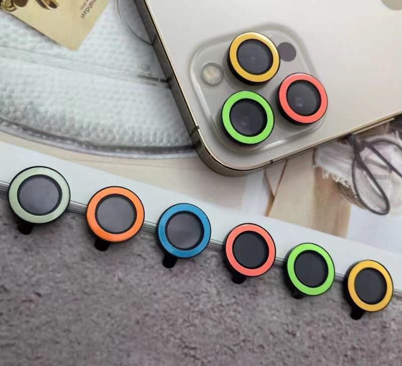 Póngase en contacto con nosotros para más color
