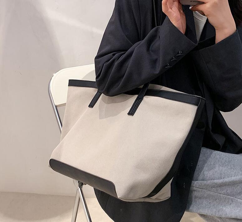 Blanc avec noir
