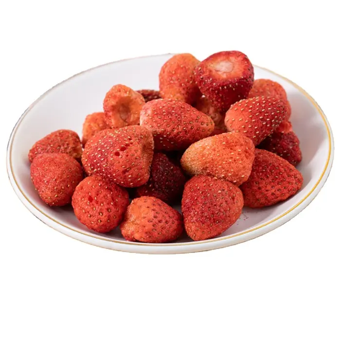 Spuntino sano frutta e verdura liofilizzate fiocchi di fragola congelare fetta di fragola