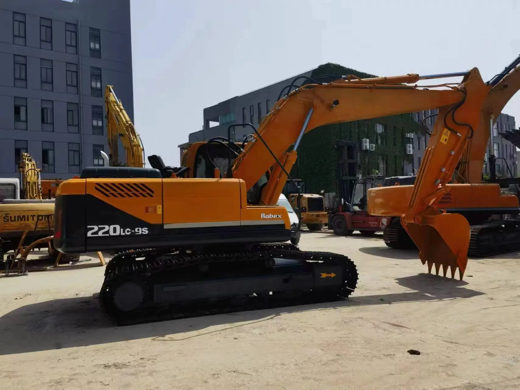 Cina ha usato l'escavatore idraulico del cingolato mini escavatore