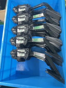 Chất Lượng Chính Hãng Và Giá Tốt Pedal Assy <span class=keywords><strong>Accelerator</strong></span> 78110-08010 Cho Bàn Đạp Ga - Product Image 4