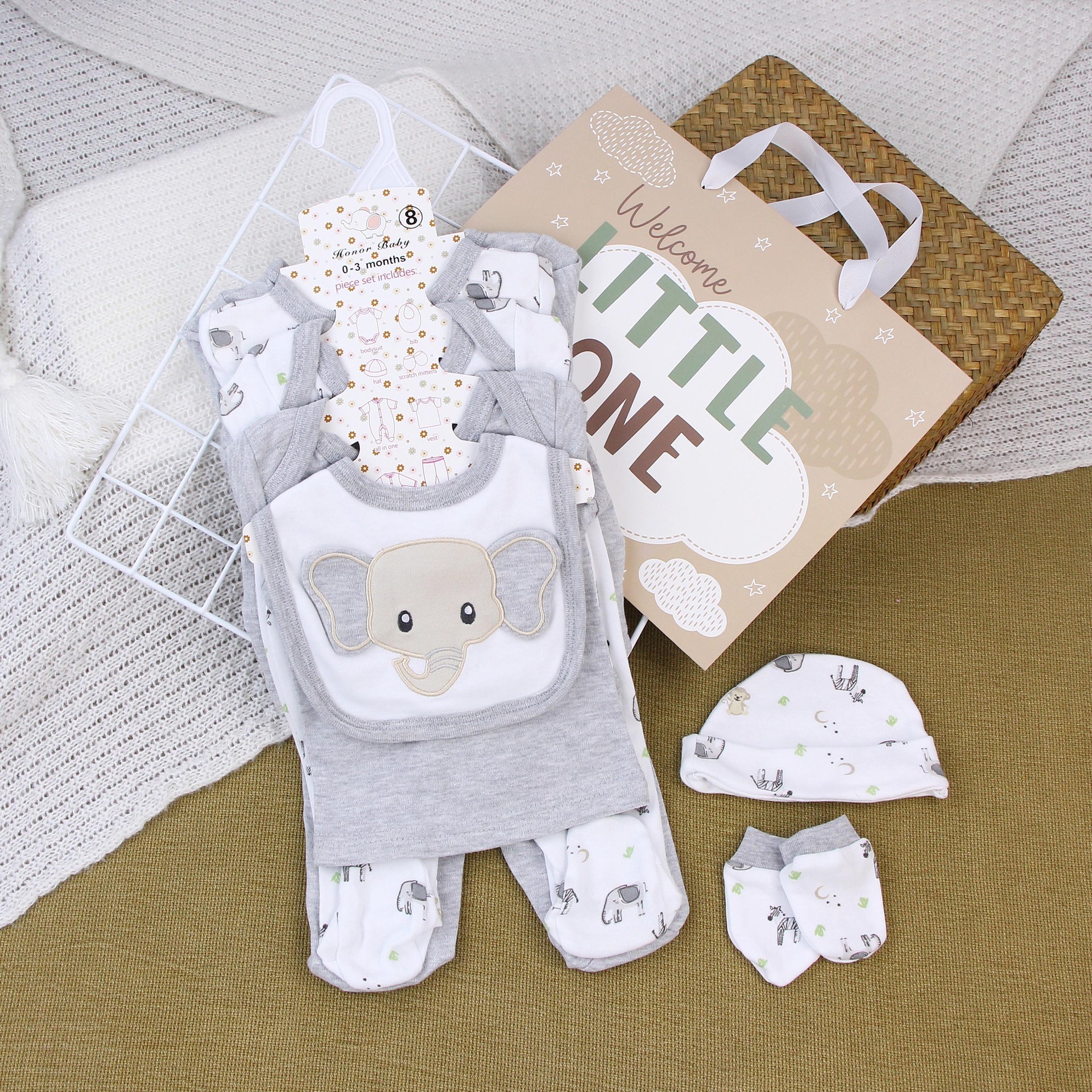 Vêtements bébé éléphant gris