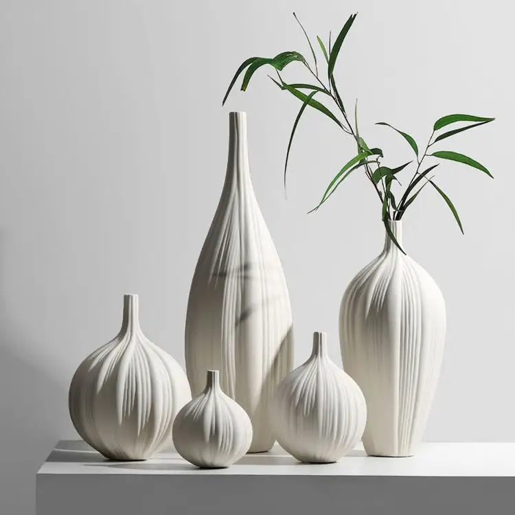 Latest White Modern Vases Ceramic Creative Garlic Shaped Jarrones Decorativos