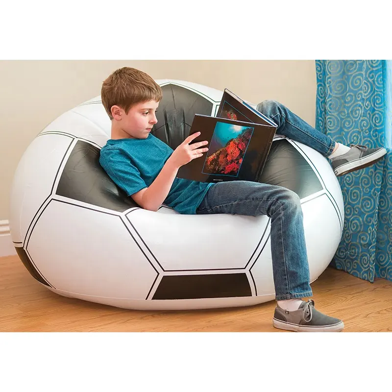 Yuvarlak futbol şeklinde şişme şezlong kanepe uzanmış ve oturma odası ve ofis kullanımı için yetişkinler için katlanabilir