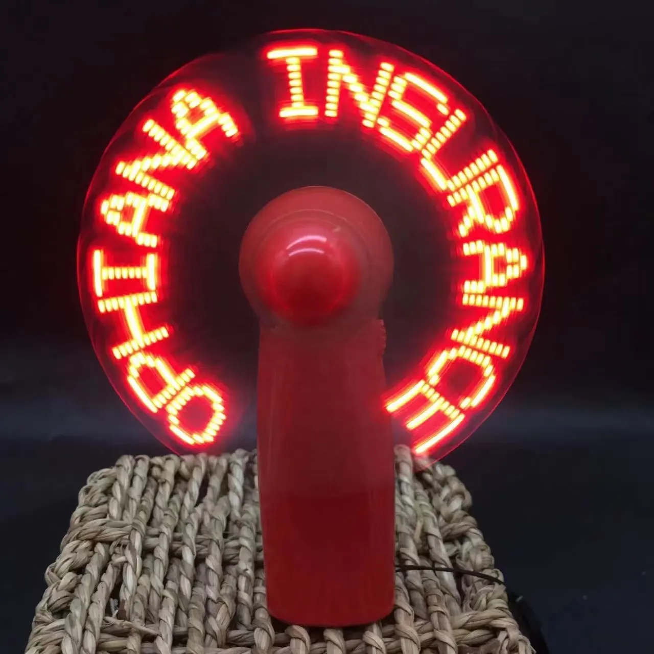 Tốt Nhất Đám Cưới Sinh Nhật Đảng Trại Món Quà Kỳ Nghỉ Mini Lập Trình LED Slogan Logo Xách Tay USB Sạc Cầm Tay Nhỏ Pocket Fan