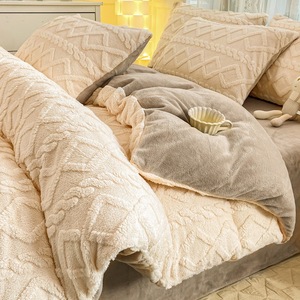 Autumn and Winter Solid Color Four Piece Warm Double sided Velvet Bed <strong>Sheet</strong> - Product Image 2