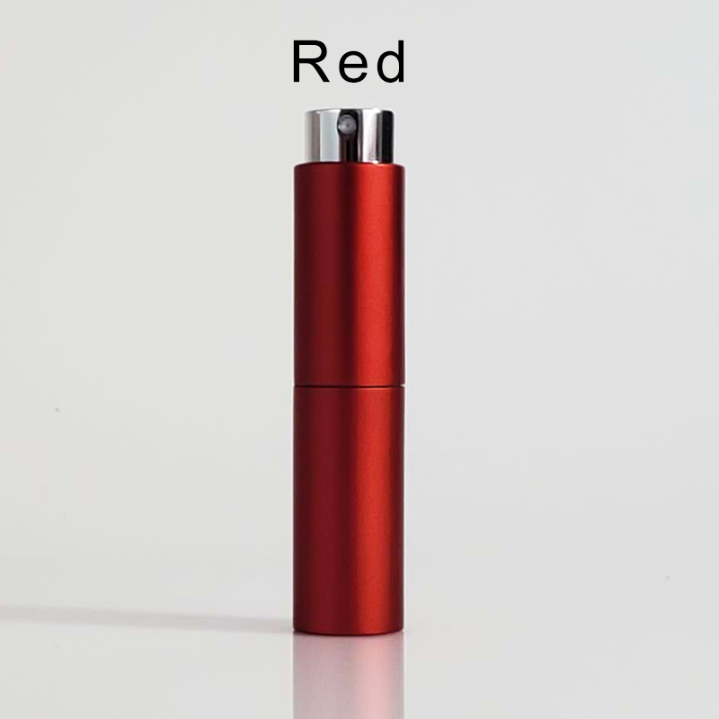 สีแดง