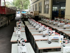 JT-60รุ่นความเร็วสูงอัลตราโซนิกจักรเย็บผ้าสำหรับถุงหน้ากาก - Product Image 6