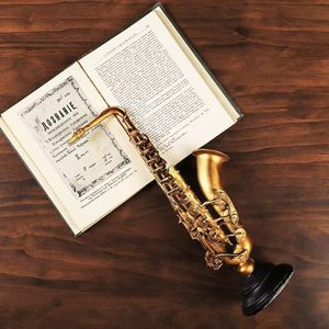 Mỹ Retro Gothic 3D Mô Hình Nhựa Thủ Công Mỹ Nghệ Nhà Máy Trực Tiếp Violin Saxophone Đồ Trang Trí Cho Trang Trí Nội Thất Âm Nhạc Phòng Khách - Product Image 3