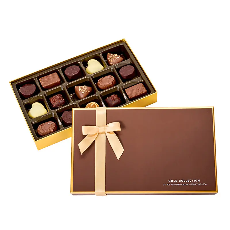 Scatola di carta a buon mercato scatola regalo di lusso per matrimonio Souvenir squisito scatola di imballaggio personalizzata per caramelle al cioccolato per gli ospiti