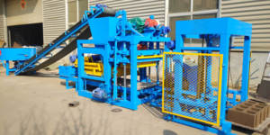 Máquina de bloques de motor de hormigón, máquina semiautomática de fabricación de ladrillos, máquina de bloques de motor de Sudáfrica - Product Image 3