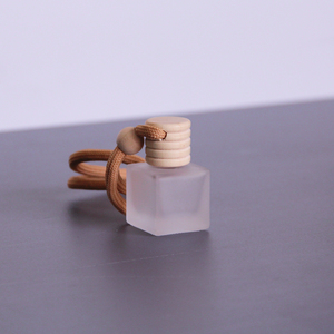 Bằng Gỗ Xe Treo Khuếch Tán Nước Hoa Chai Tinh Dầu Làm Mát Không Khí Với Cao Su Nút Chai Rỗng Khuếch Tán Chai Cho Xe - Product Image 4