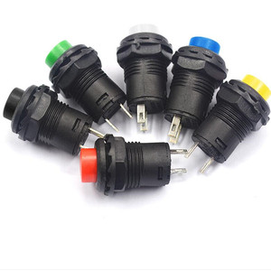 Interruttore a pulsante in plastica da 12mm struttura momentanea o a chiusura con tensione Max. 250v - Product Image 2