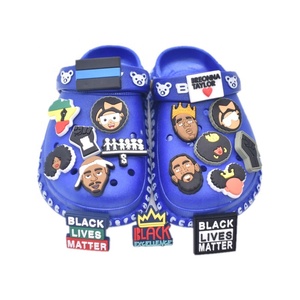 ウサギLEDライトアップPVC & ゴム靴チャームソフトで洗えるクロッグデコレーション - Product Image 3
