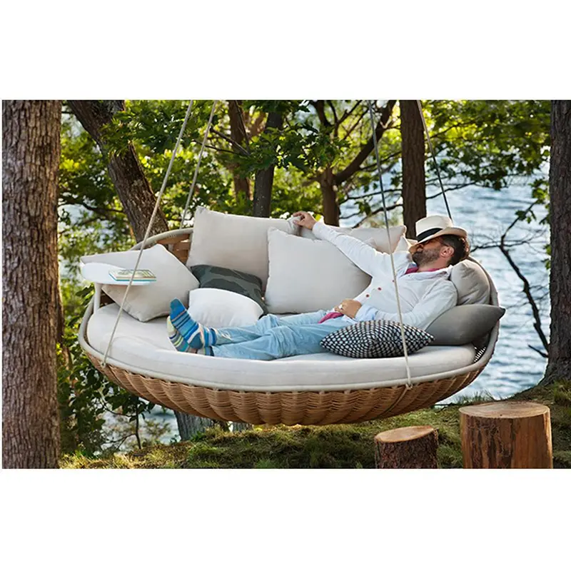 Synthetische Rieten Outdoor Swing Zonnebank Daybed Tuinmeubilair Set