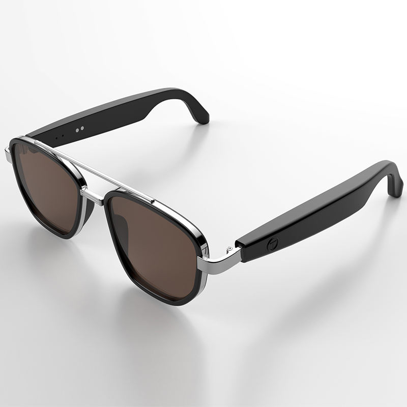 Silver-brown lenses