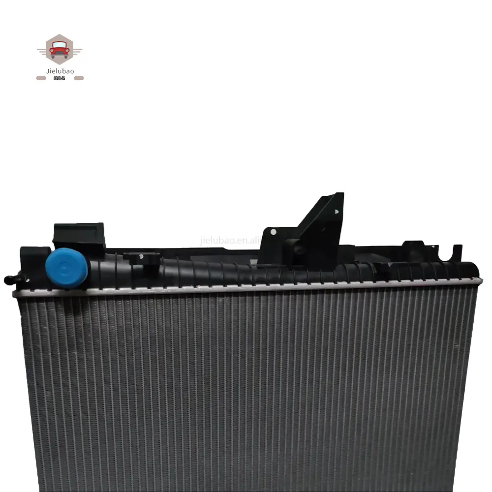 En çok satan ve yüksek maliyet performansı araba otomobil parçaları motor soğutma radyatör kara Rover için LR015560