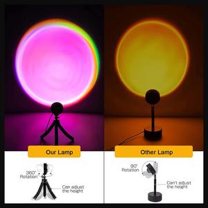 Neue 360-Grad-Drehung Bunte Stativ-LED 50 Kunststoff-Projektions licht Sonnen untergang Lampen projektor