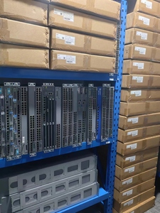 PDU APC AP8853 \ 32AMP 3ピンSOCKETパワープラグインアダプター-注-特別なアイテム、通常機能の保証なし - Product Image 4