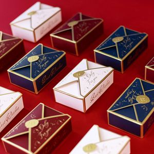 Creative Full Color Sugar <strong>Red</strong> and Gold Line Envelope White Card Packaging <strong>Box</strong> for Wedding