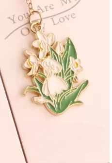 C Chica espíritu de flor blanca