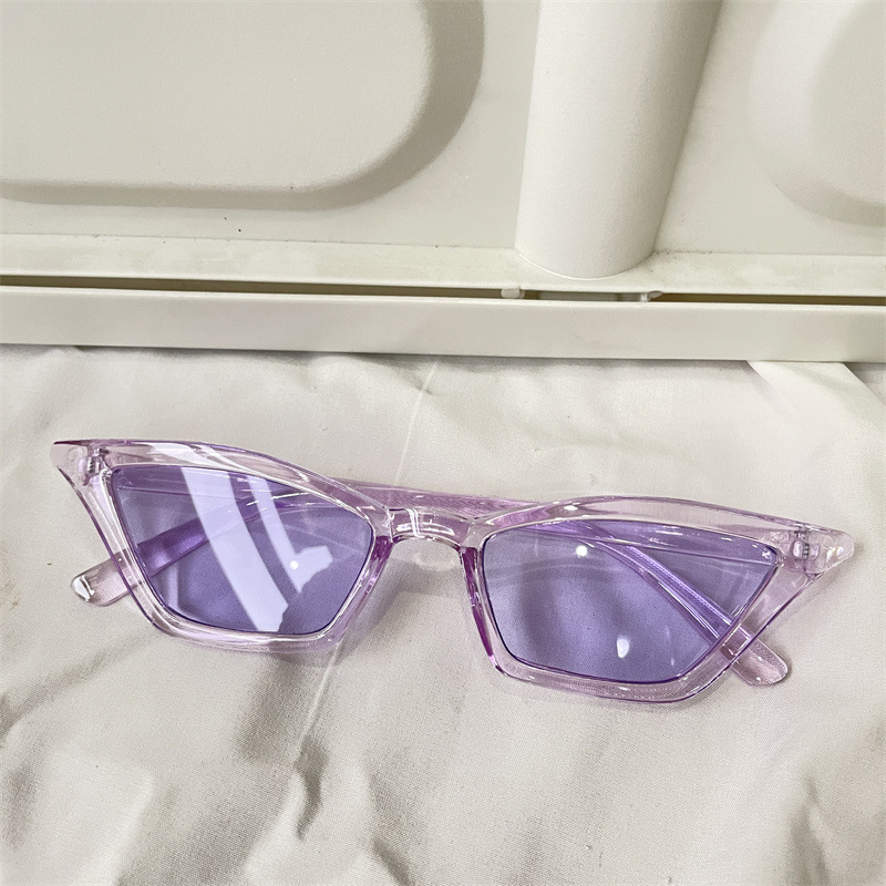 Triangle pointu violet