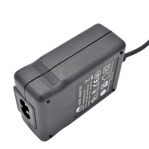 12V 1A 18V 1A 12V 1.5A 18W masaüstü güç adaptörü C8 ETL CE ROHS ile giriş C-TICK onayları ac dc adaptörleri