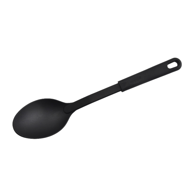 Cuchara de tierra negra