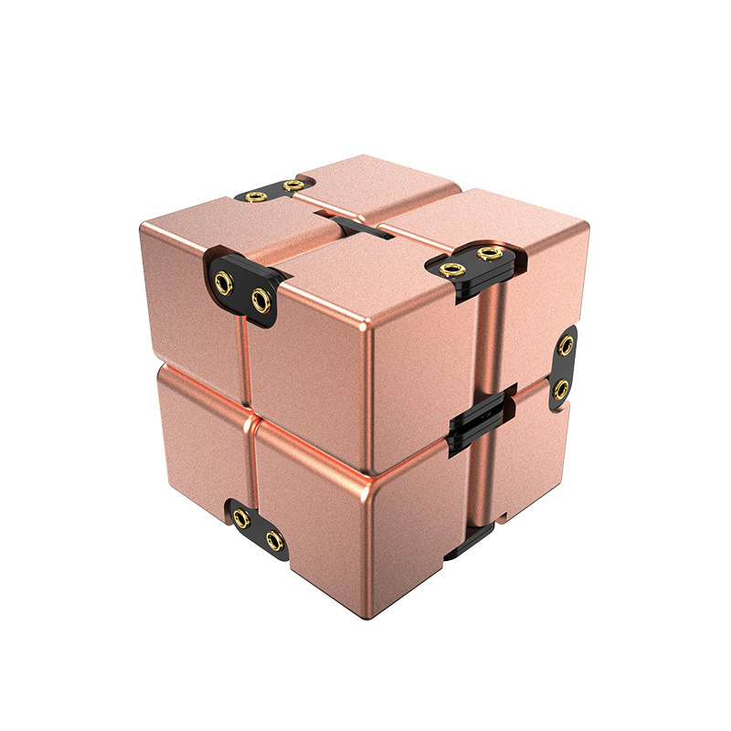 Rivet Infinity Cube-Oro Rosa