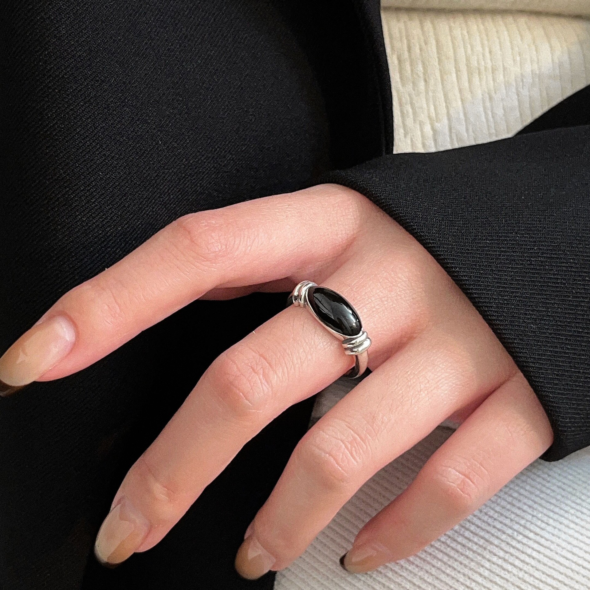 jz1071-Black