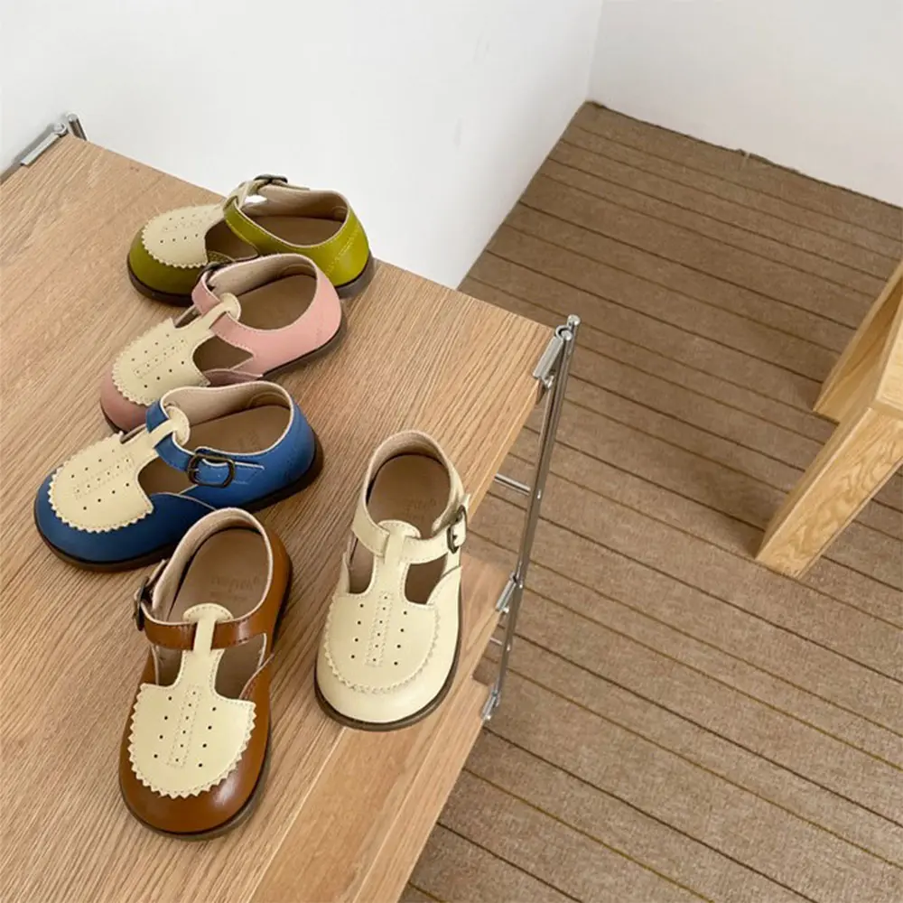 2022 tatlı kore tasarım kızlar ayakkabı toptan çocuk deri ayakkabı