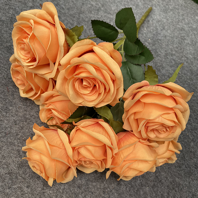 naranja oscuro