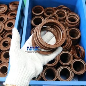 NNK 3 Lips NBR/FKM Rubber Skeleton <strong>Seal</strong> Shaft <strong>Oil</strong> <strong>Seal</strong> In Stock Japan Quality 38*52*7 TC Tg4 <strong>Oil</strong> <strong>Seal</strong>
