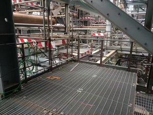 Customizable Floor Bridge Decking <strong>Socket</strong> Galvanized Steel <strong>Grating</strong> for Platform