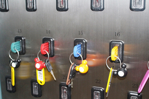 Landwell i-keybox-48 Fingerprint RFID Schalt schranks chl üssel Managements ystem für Autos chl üssel - Product Image 3