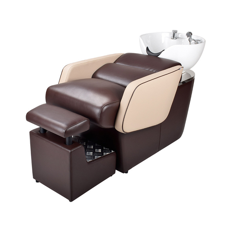 สีน้ำตาล