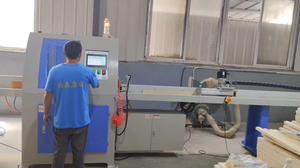 Máy cưa tròn tự động kỹ thuật số này có một lưỡi dao duy nhất, thích hợp cho các nhiệm vụ cắt gỗ nhỏ như cắt khối gỗ. - Product Image 5