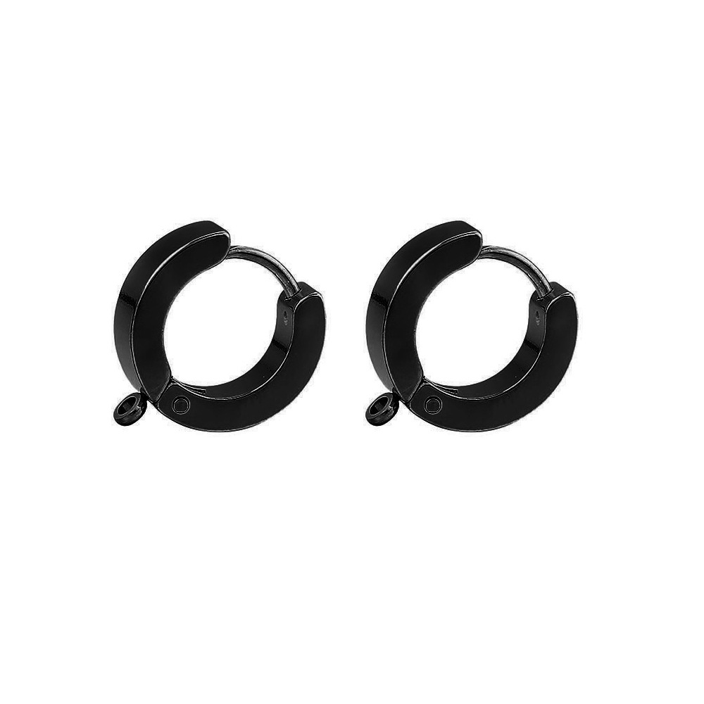 Oreilles percées noires