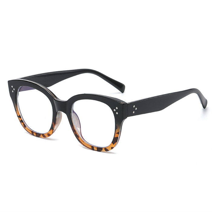 Leopardo negro