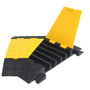 1 2 3 4 5 kauçuk pvc tel yuvaları hız kambur yumru kablo rampa koruyucu kapak ağır görev hortumu parça koruyucu kapatıcı köprü - Product Image 5