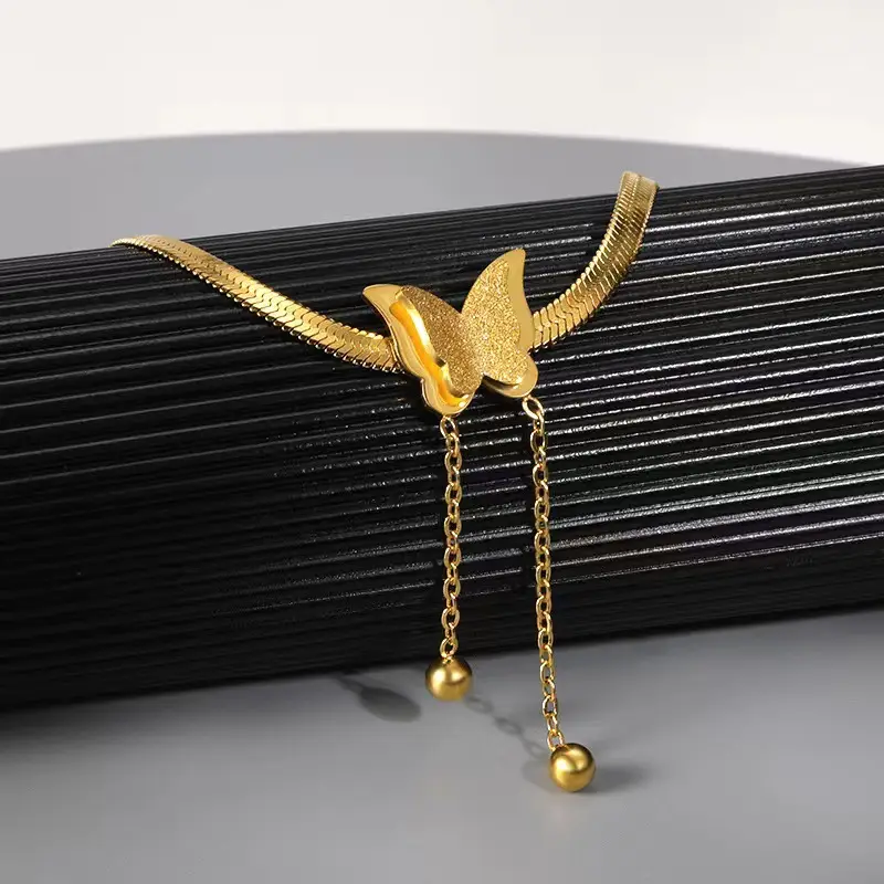 Wholesale Gold Plated Stainless Steel Flat Snake Chain Butterfly Pendant Waterproof Delicate Fringe Women Choker Necklace
