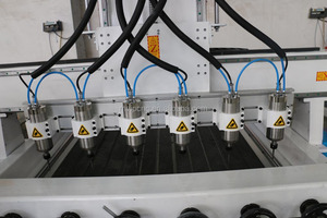 Precio de fábrica 4 Axis 3D Rotary Wood CNC Router Machine Multi-Head 3D Carpintería CNC Router DSP Motor Bomba Engranaje Motor Cojinete - Product Image 6